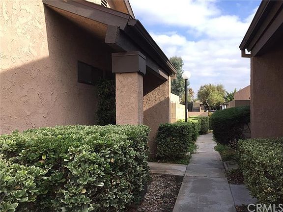 3rd image of 18922 E Appletree Ln