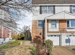 10947 Kirby Dr, Philadelphia, PA 19154