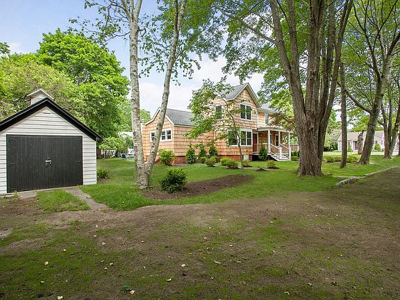 3rd image of 20 Wesley St