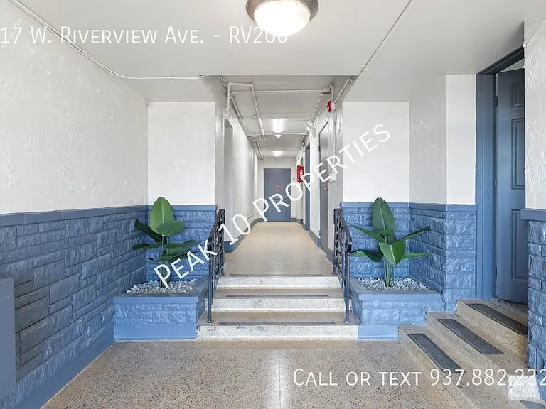 617 W Riverview Ave #RV200 — Photo 5