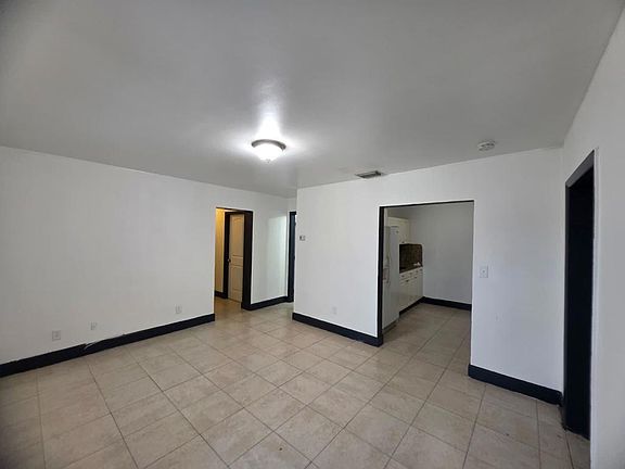 5th image of 8030 NW 36th Pl #1