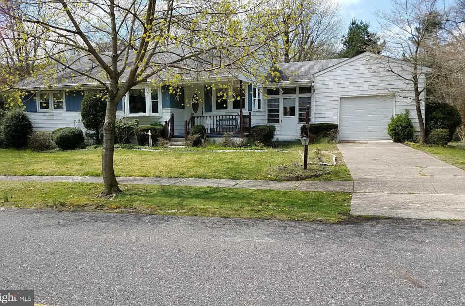 1st image of 222 Glenwood Ave