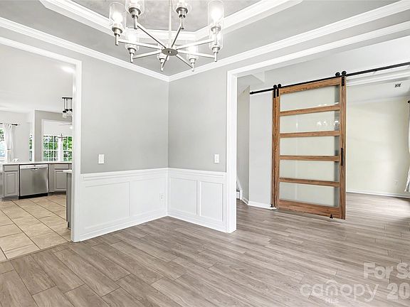 5th image of 8712 Cool Meadow Dr