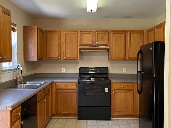 4th image of 5510 Henderson Oaks Dr