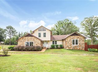 204 Horseshoe Rd, Honea Path, SC 29654