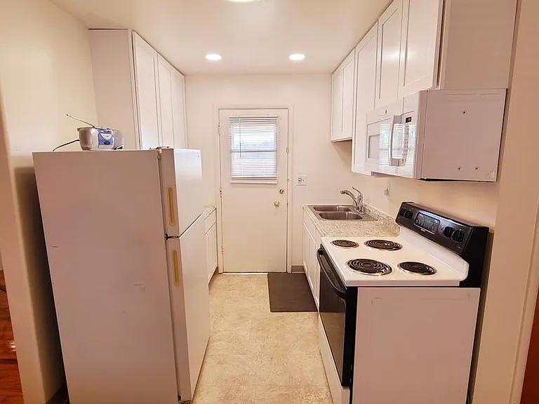 6103 W State St #1-16 — Photo 7