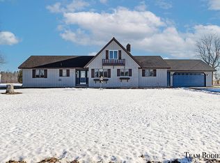 2259 Atkins Rd, Fennville, MI 49408