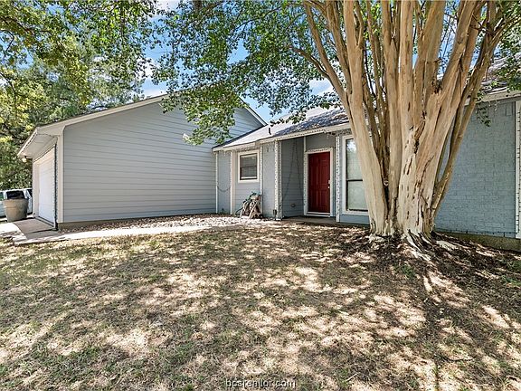 2nd image of 2608 Westwood Main Dr