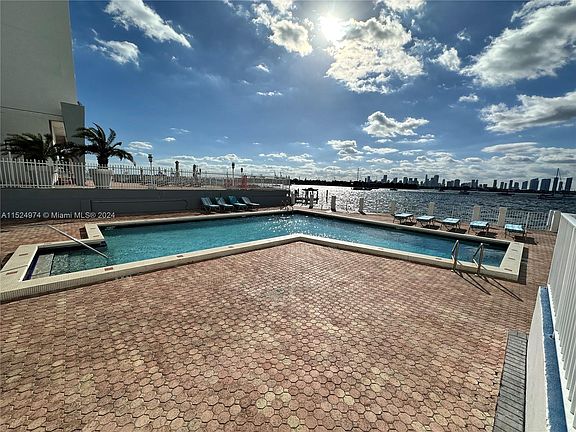 4th image of 1250 West Ave APT 2K