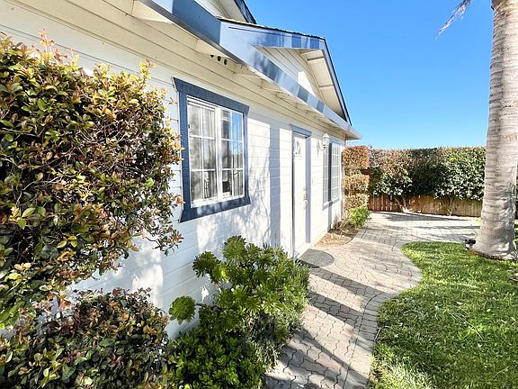 3rd image of 10601 Blevins Way