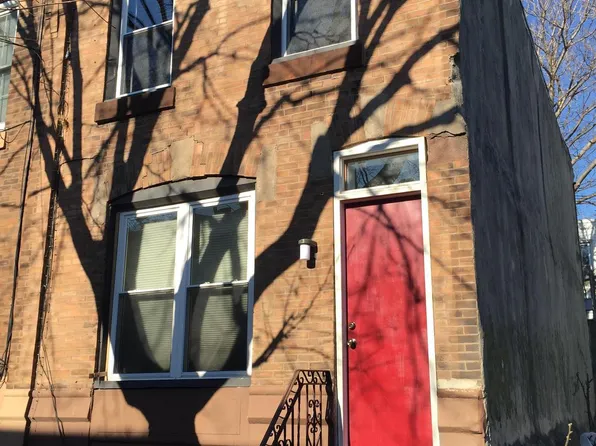 2643 Gerritt St, Philadelphia, PA 19146