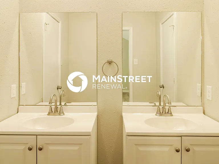 Main Bathroom