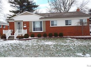 9266 Florida St, Livonia, MI 48150