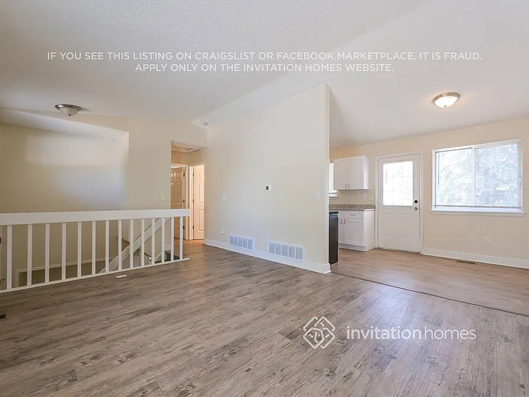 19074 E Mansfield Dr — Photo 5