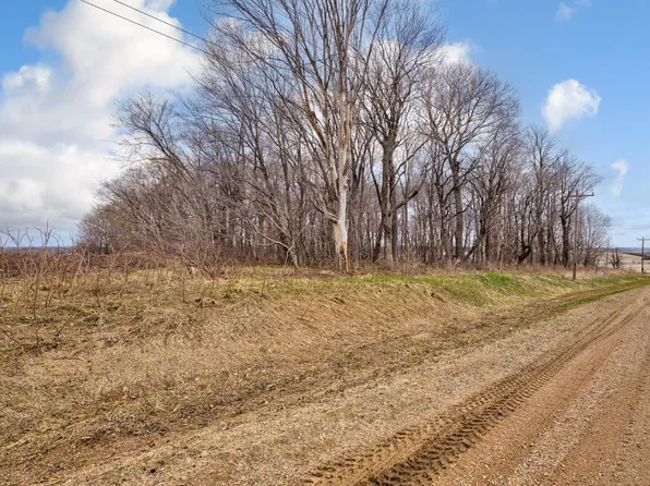 340th St, Montgomery, MN 56069