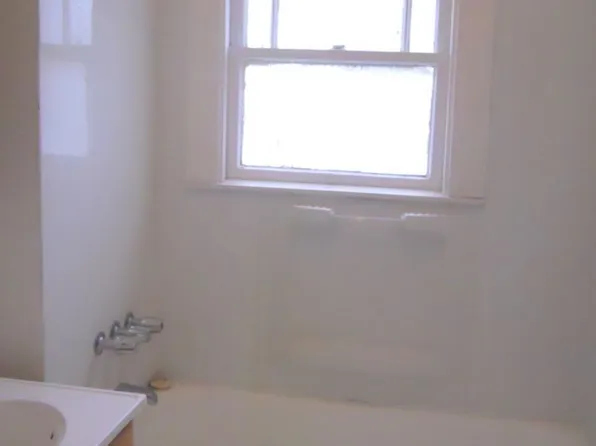 mcl809, 809 E 28th St APT 1, Oakland, CA 94610