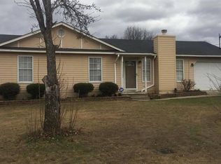813 Sunshine St SW, Hartselle, AL 35640