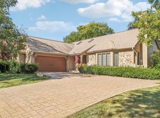 13480 W Wembly Dr, New Berlin, WI 53151