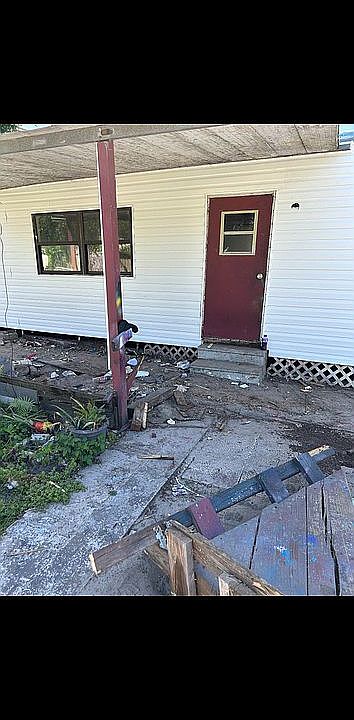 2nd image of 6502 Margaret Dr