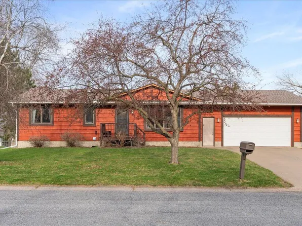 1315 Washington St, River Falls, WI 54022