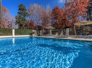 Sea Breeze Rental Townhomes, Costa Mesa, CA 92627