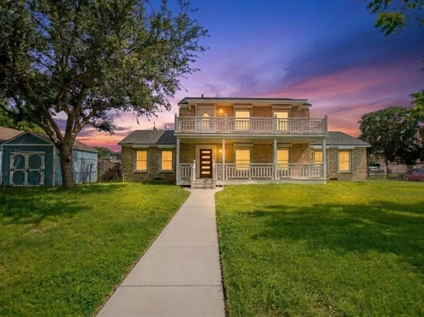 104 12th Ave N, Texas City, TX 77590