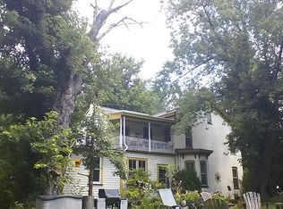 7 Grant Ave, Lambertville, NJ 08530