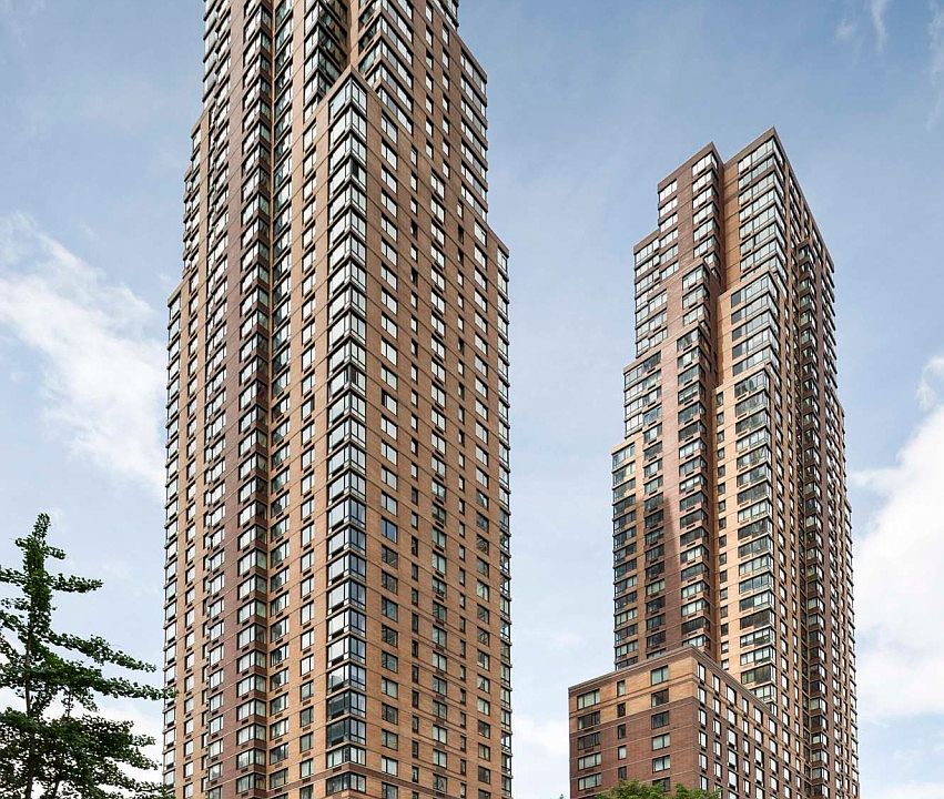 1st image of 1 Columbus Pl APT S36g