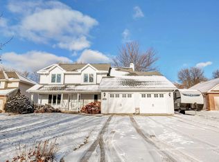 1586 Rustic Way, Green Bay, WI 54313