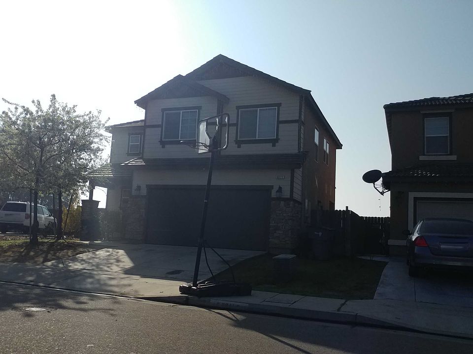 2nd image of 6677 E Braly Ave