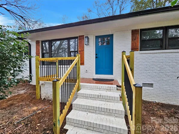 533 Amon Ln, Pineville, NC 28134