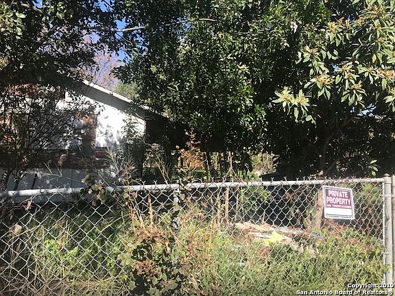 3rd image of 1443 Keats St