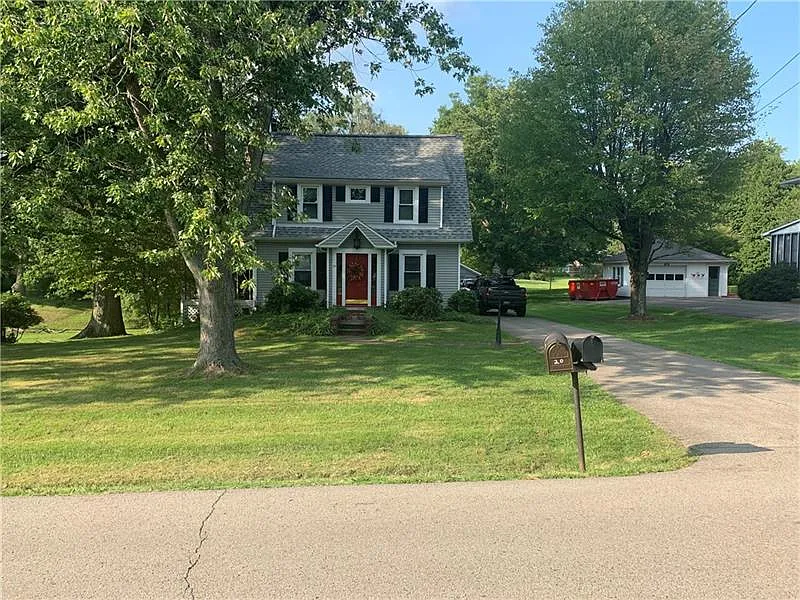 23 Orchard Way photo 1