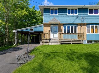 24 McIntosh St, Halifax, NS B3R 1G8