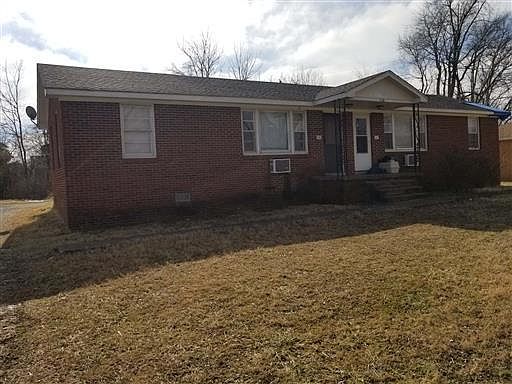 2nd image of 117 Tandy Dr