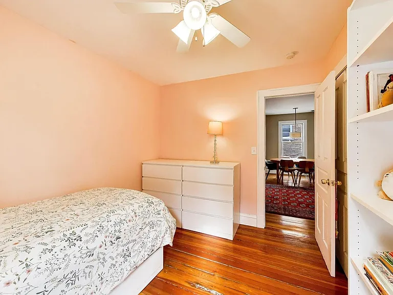 1811 Greenwood St #1 — Photo 17