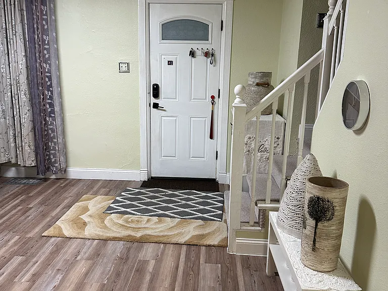 1746 Oconnell Ave — Photo 10