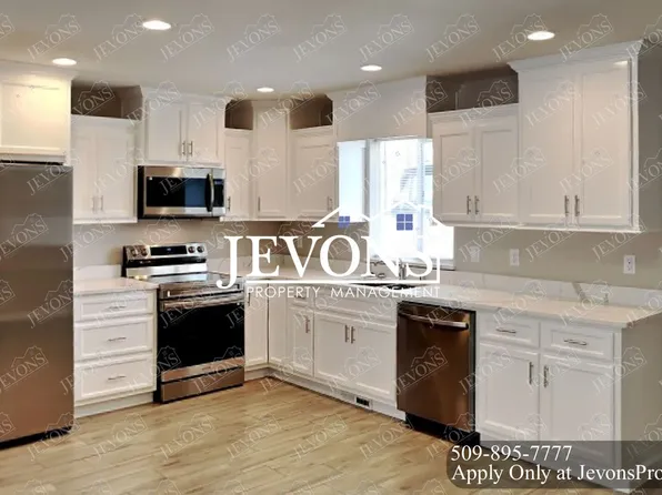 1912 W Mead Ave, Yakima, WA 98902