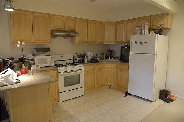 Rented by Triumph Property Group | media 10