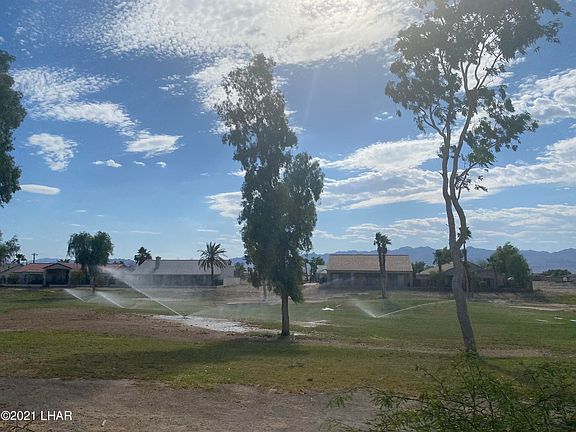 4th image of 5789 S Desert Lakes Dr Lot 32