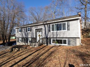 33 Kings Highway, Shelton, CT 06484
