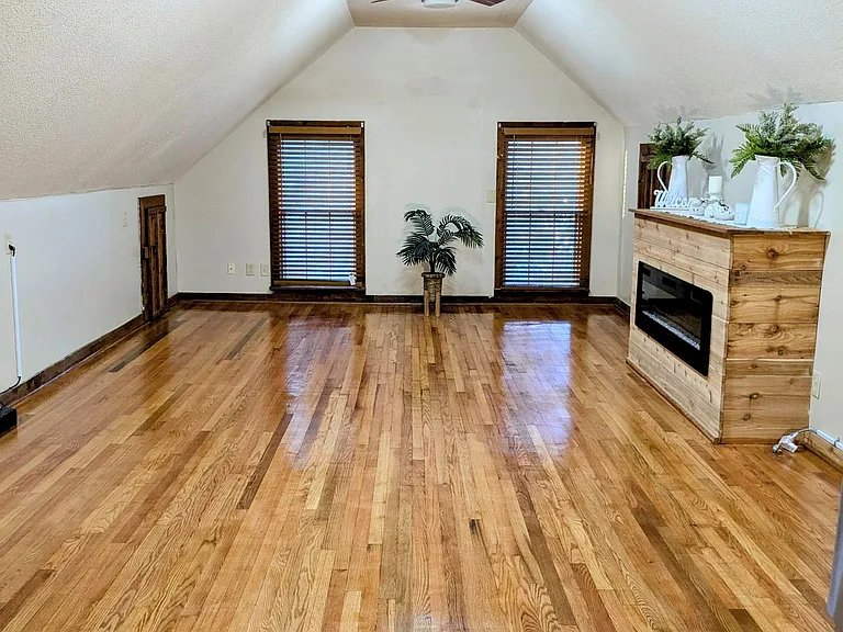 2710 Bryant Rd — Photo 1