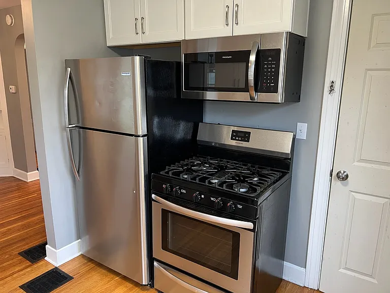 4318 Briarwood Rd — Photo 3
