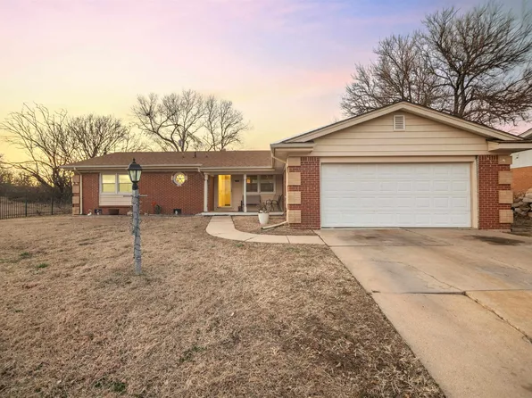 4229 Charron Ln, Wichita, KS 67220