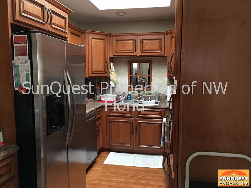 2nd image of 2985 Pickford Pl