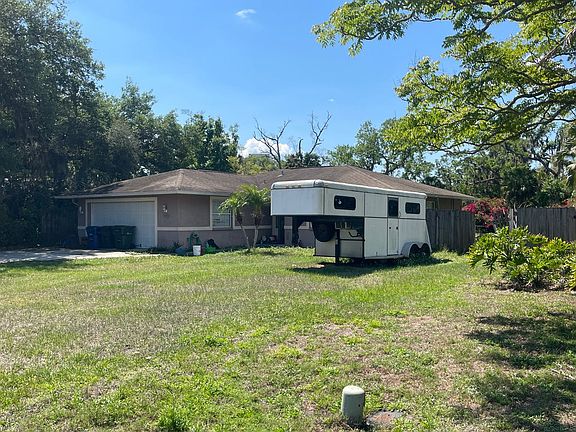 2nd image of 2879 Indianwood Dr
