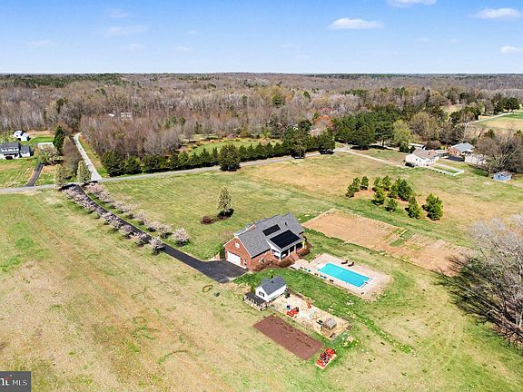 2nd image of 16225 Parrish Farm Rd