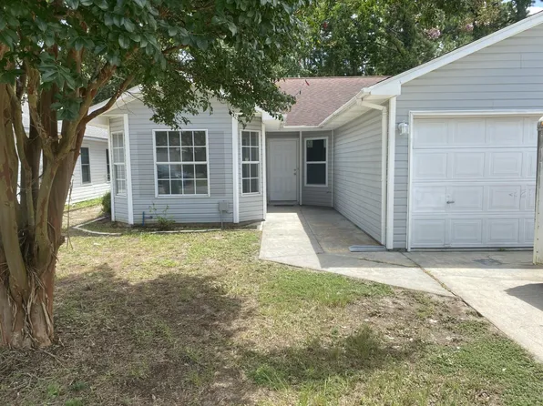 41 Ruby Cir, Mary Esther, FL 32569