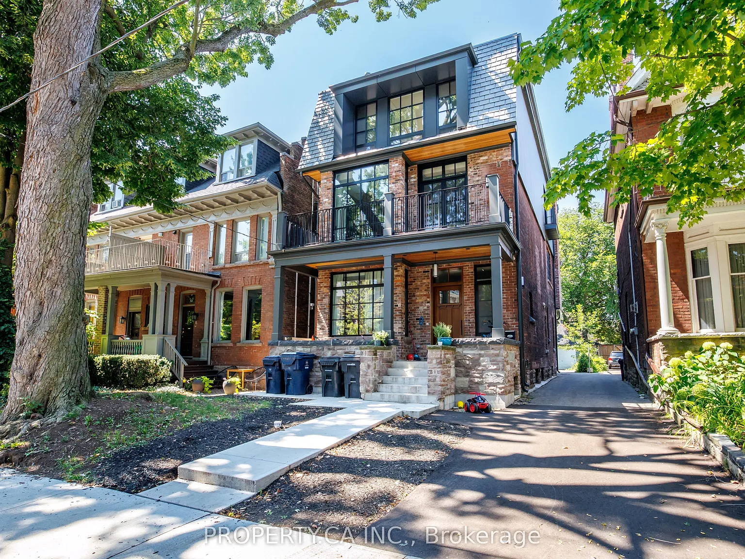 2 bed, $2,700 — Photo 1