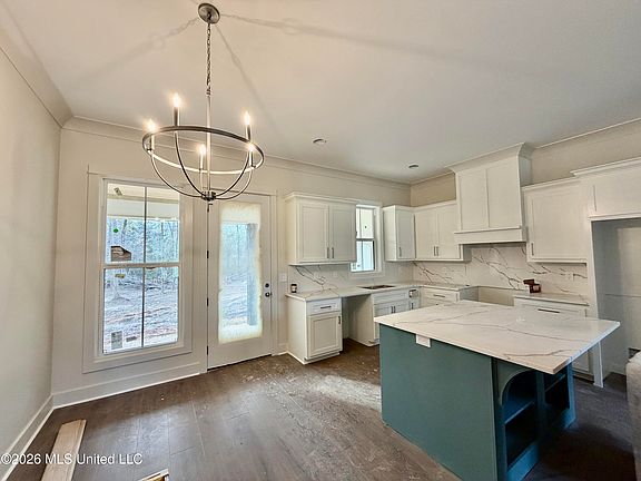 4th image of 39 Forest Barnes Rd